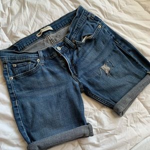 Levi’s shorts